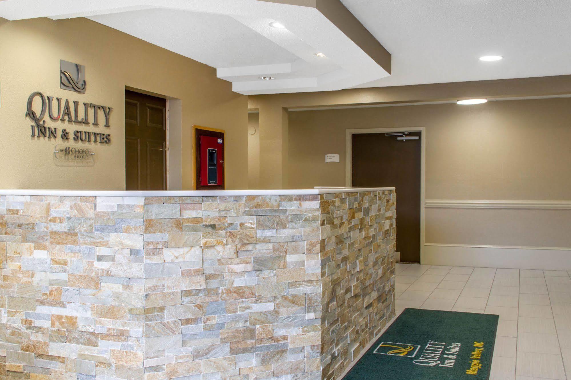 Quality Inn & Suites Maggie Valley - Cherokee Area Eksteriør billede